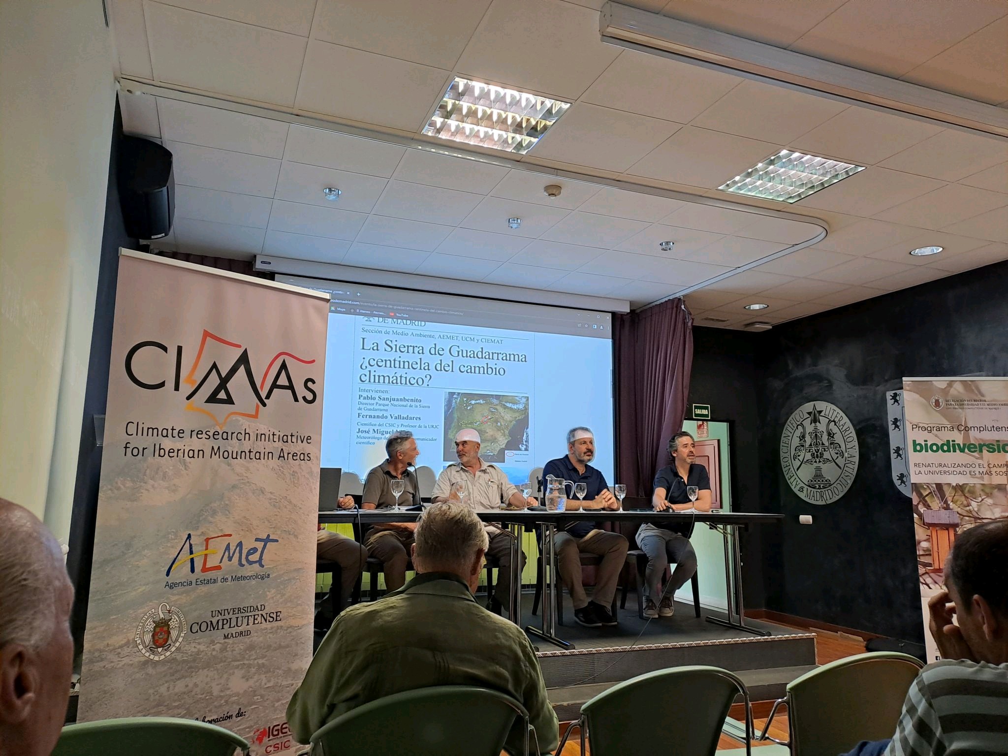 Mesa Redonda en el Ateneo de Madrid